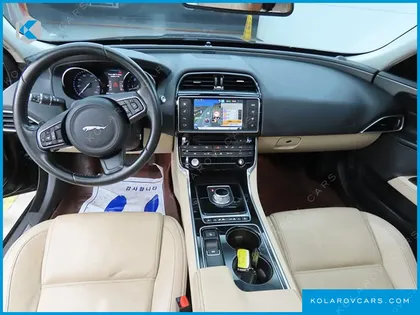 JAGUAR XE 20D PRESTIGE