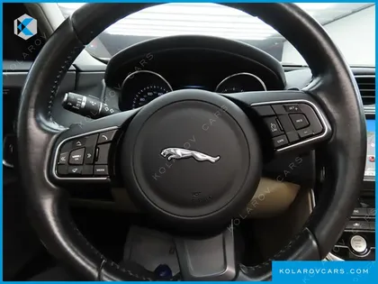 JAGUAR XE 20D PRESTIGE