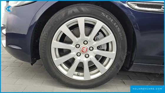 JAGUAR XE 20D PRESTIGE