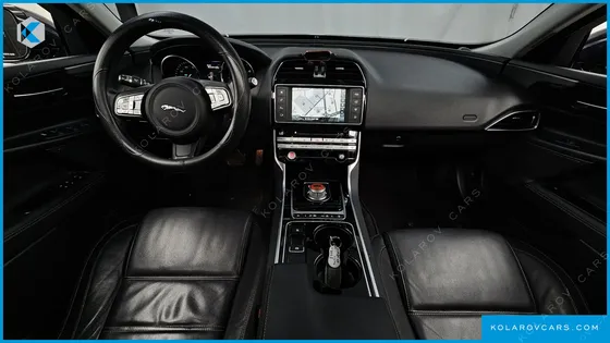 JAGUAR XE 20D PRESTIGE