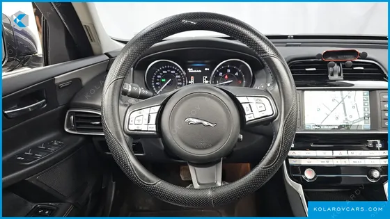 JAGUAR XE 20D PRESTIGE
