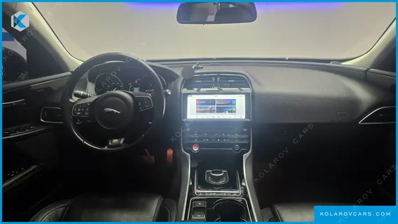 JAGUAR XE 20D PERSTIGE AWD