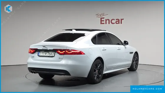 JAGUAR XF 20D CHEQUERED FLAG EDITION