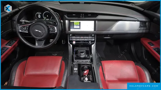 JAGUAR XF 20D CHEQUERED FLAG EDITION