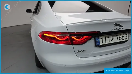 JAGUAR XF 20D CHEQUERED FLAG EDITION
