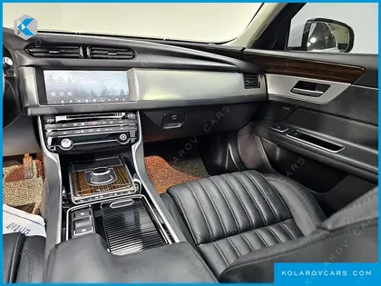 JAGUAR XF 20D PORTFOLIO