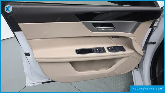 JAGUAR XF 20D PRESTIGE AWD