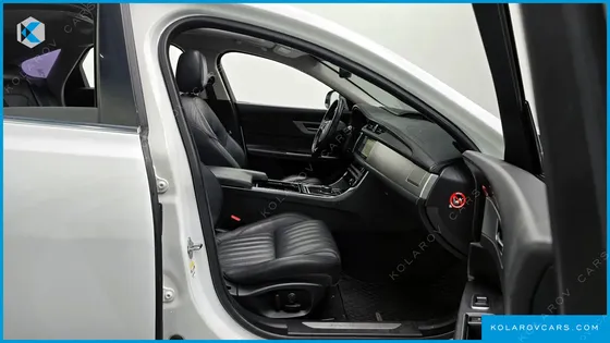 JAGUAR XF 20D PORTFOLIO