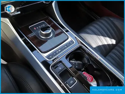 JAGUAR XF 20D PORTFOLIO