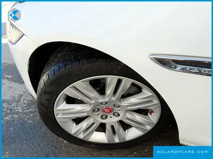 JAGUAR XF 20D PORTFOLIO