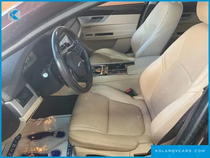 JAGUAR XF 20D PRESTIGE