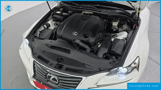 LEXUS IS PREMIUM