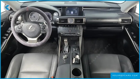 LEXUS IS PREMIUM