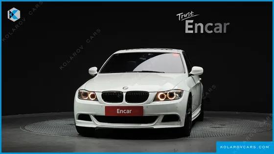 BMW 3 SERIES 320D SEDAN BLACK AND WHITE