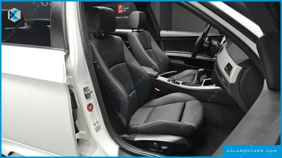 BMW 3 SERIES 320D SEDAN BLACK AND WHITE
