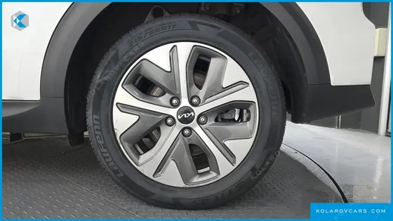 KIA NIRO EARTH