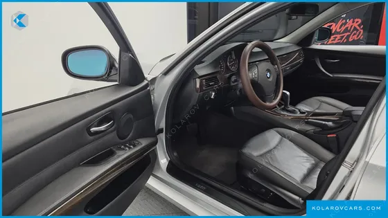 BMW 3 SERIES 320I SEDAN