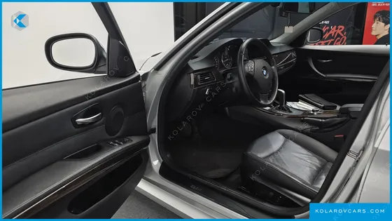 BMW 3 SERIES 320I SEDAN CP