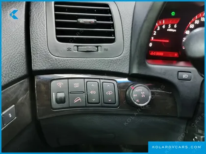 KIA MOHAVE 4WD KV 300