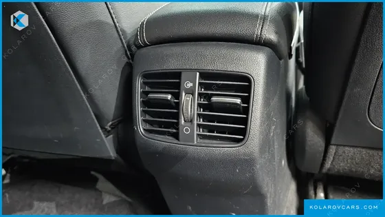 KIA NIRO EARTH