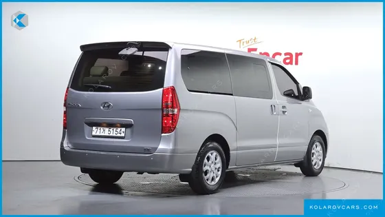HYUNDAI STAREX 12-SEATER LPI WAGON