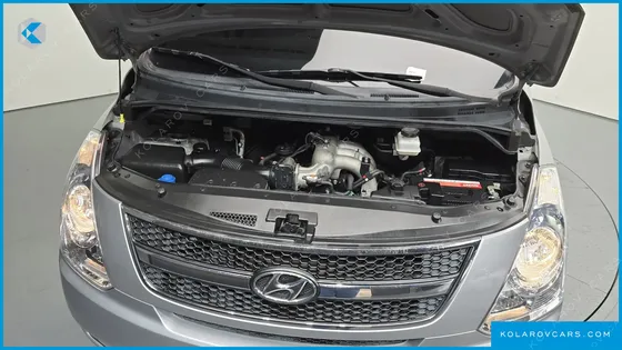 HYUNDAI STAREX 12-SEATER LPI WAGON