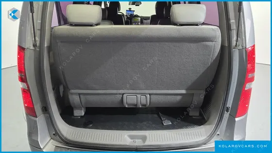 HYUNDAI STAREX 12-SEATER LPI WAGON