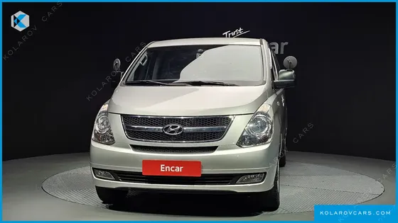HYUNDAI STAREX 4WD 12-SEATER WAGON