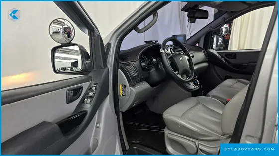 HYUNDAI STAREX CAMPING CAR