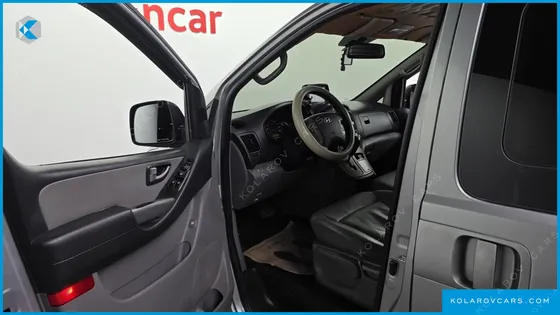 HYUNDAI STAREX CAMPING CAR