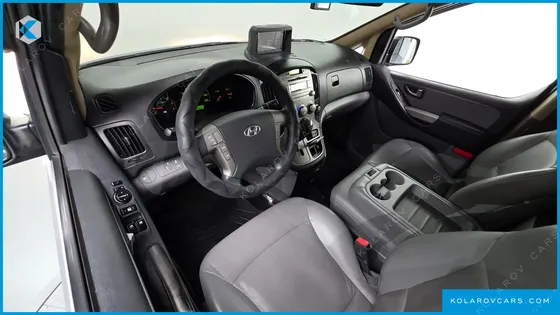 HYUNDAI STAREX CAMPING CAR