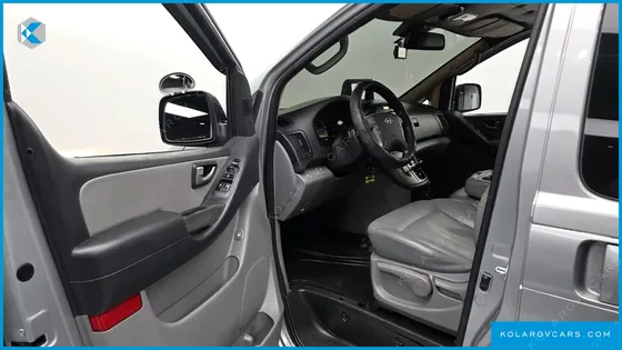 HYUNDAI STAREX CAMPING CAR
