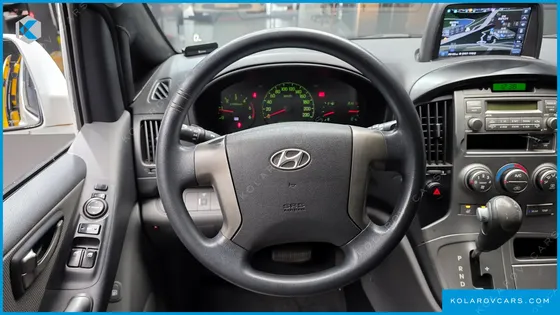 HYUNDAI STAREX CAMPING CAR
