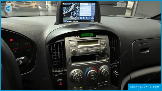 HYUNDAI STAREX CAMPING CAR