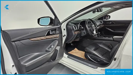 NISSAN MAXIMA 3.5 PLATINUM
