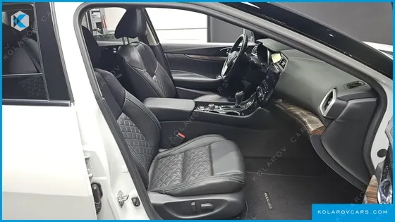 NISSAN MAXIMA 3.5 PLATINUM