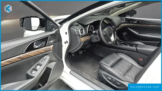NISSAN MAXIMA 3.5 PLATINUM