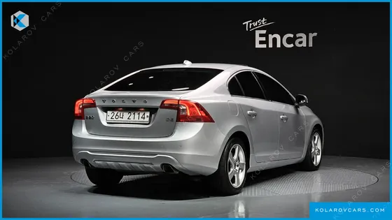 VOLVO S60 D5