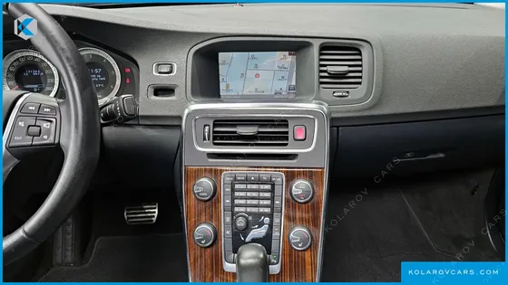 VOLVO S60 D5
