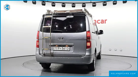 HYUNDAI STAREX 4WD 11-SEATER WAGON