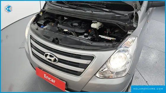 HYUNDAI STAREX 4WD 11-SEATER WAGON