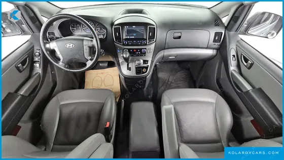 HYUNDAI STAREX 4WD 11-SEATER WAGON