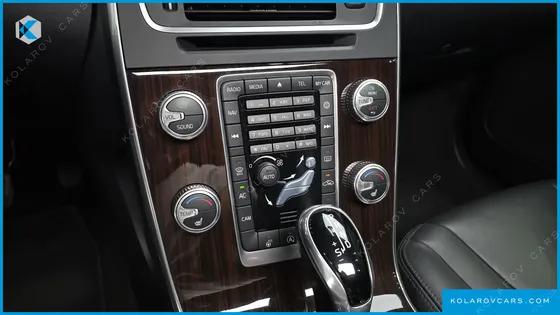 VOLVO S60 D3