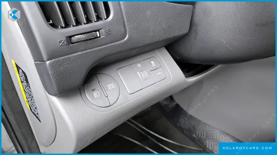 HYUNDAI STAREX 4WD 11-SEATER WAGON