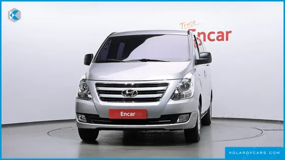 HYUNDAI STAREX 5-SEATER VAN