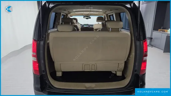 HYUNDAI STAREX 11-SEATER WAGON HVX