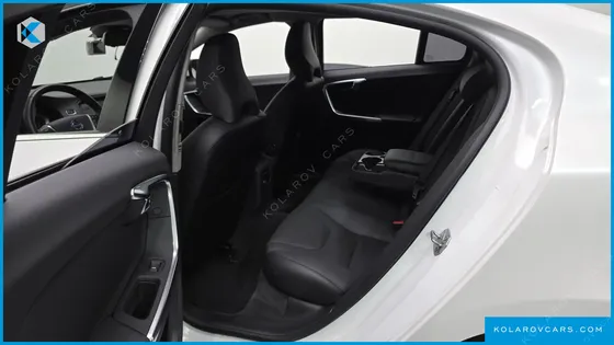 VOLVO S60 D2