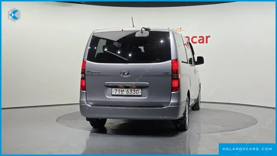 HYUNDAI STAREX 12-SEATER WAGON