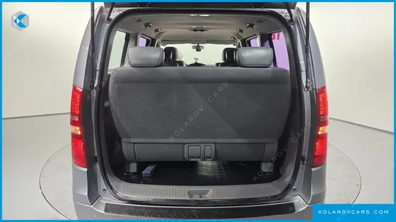 HYUNDAI STAREX 12-SEATER WAGON