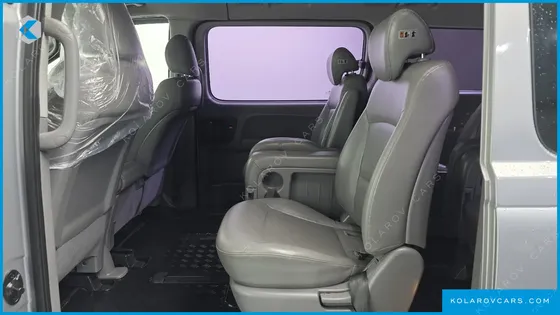 HYUNDAI STAREX 12-SEATER WAGON